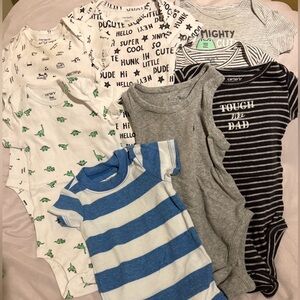 Carter’s Onesies 9m